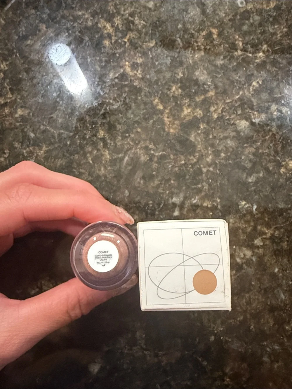 R.E.M. Beauty Liquid Eyeshadow in Comet -.13 fl oz - Used once